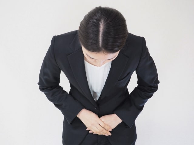 謙虚な女性は人気がある?特徴がみんなから好かれる