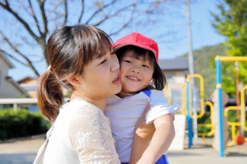 保育士が疲れる理由10選【激務で大変な仕事】